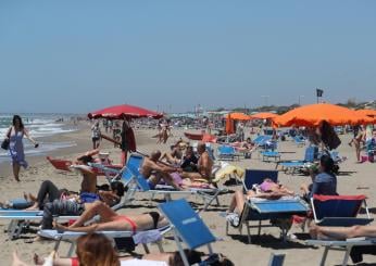 Capocotta, molestia in una spiaggia per nudisti: “Aveva la faccia sul mio sedere”