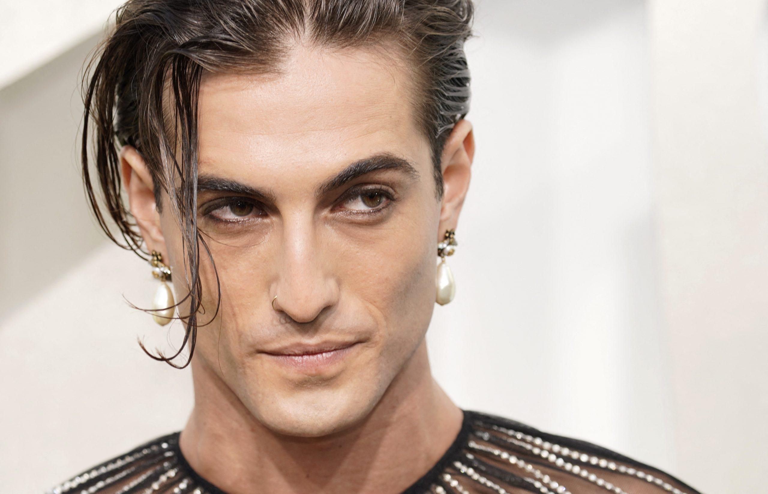 Damiano dei Maneskin denti d’oro: la foto fa il giro del web