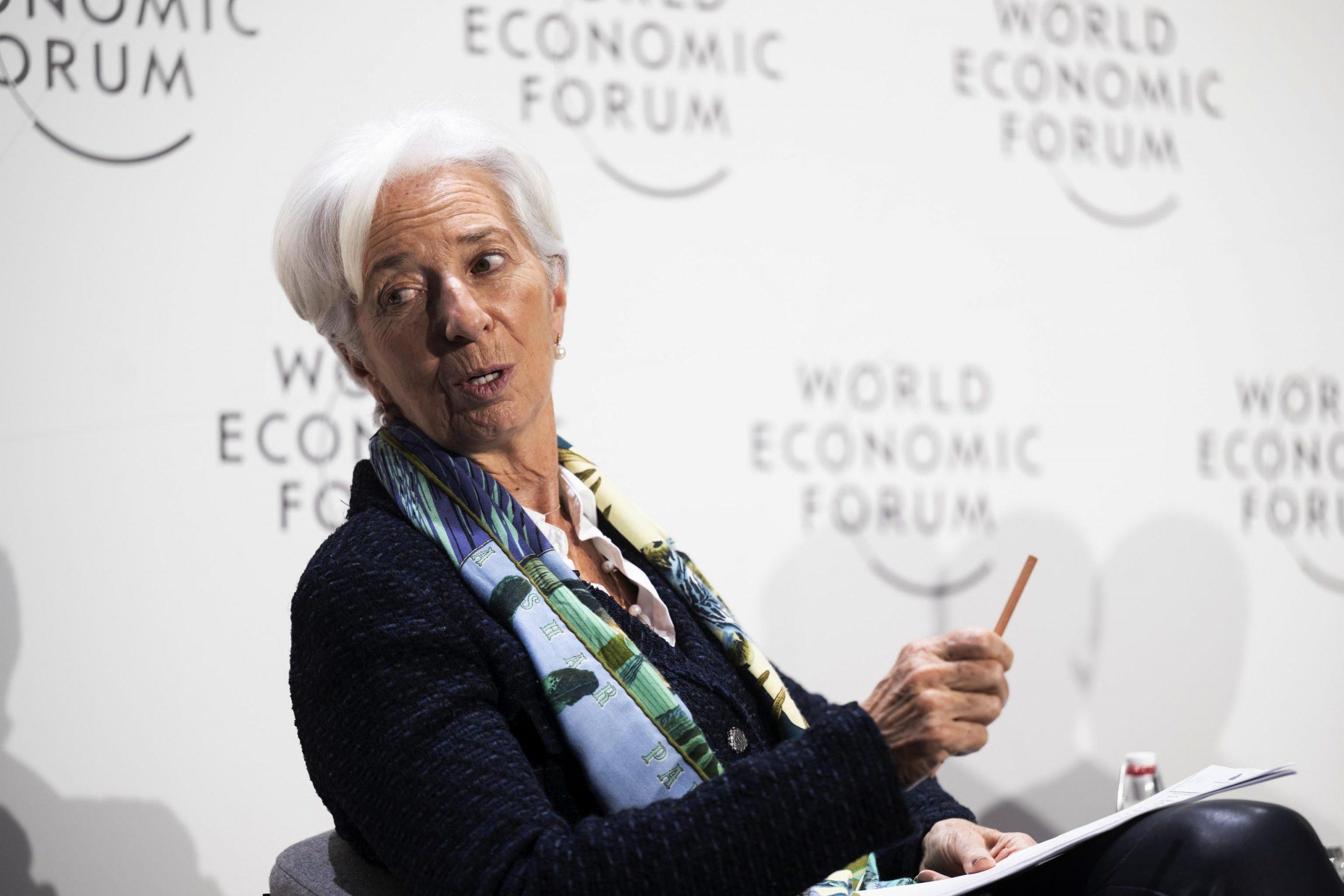 Lagarde a Davos sul futuro dell’economia nell’Eurozona: “Il 2023 sarà migliore”