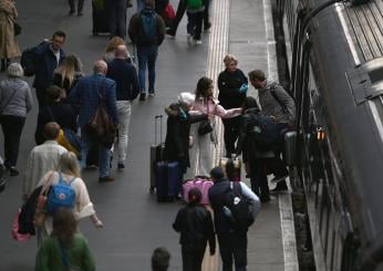 Sciopero 26 maggio 2023: treni, trasporti, scuola