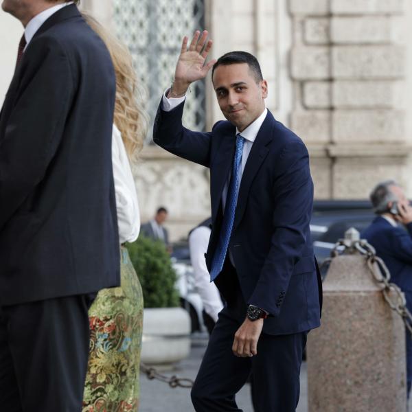 Di Maio a Meloni: “Ha mentito. Firmai il fax sul Mes quando ero ancora in carica”