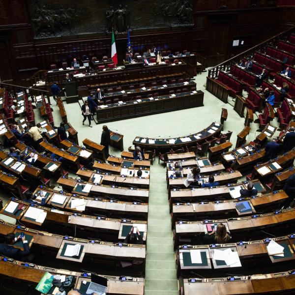 Caso Salis, opposizioni con FI e Lega chiedono al Governo di riferire in Aula. Silenzio di Fratelli d’Italia