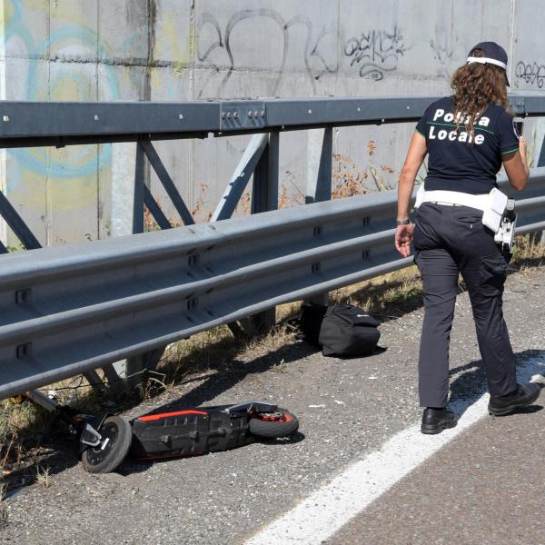 Chi sono i due giovani tunisini morti in un incidente con il monopattino in provincia di Ragusa: fatale lo scontro con un’auto