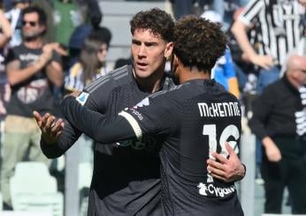 Juventus-Frosinone 3-2, Rugani regala una vittoria insperata. Cronaca e tabellino