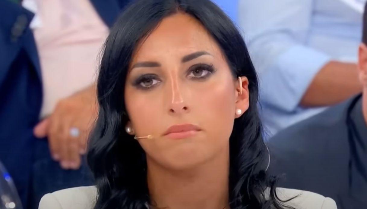 Uomini e donne, anticipazioni registrazioni 18 settembre 2024:  Francesca Sorrentino spiega la sua ansia