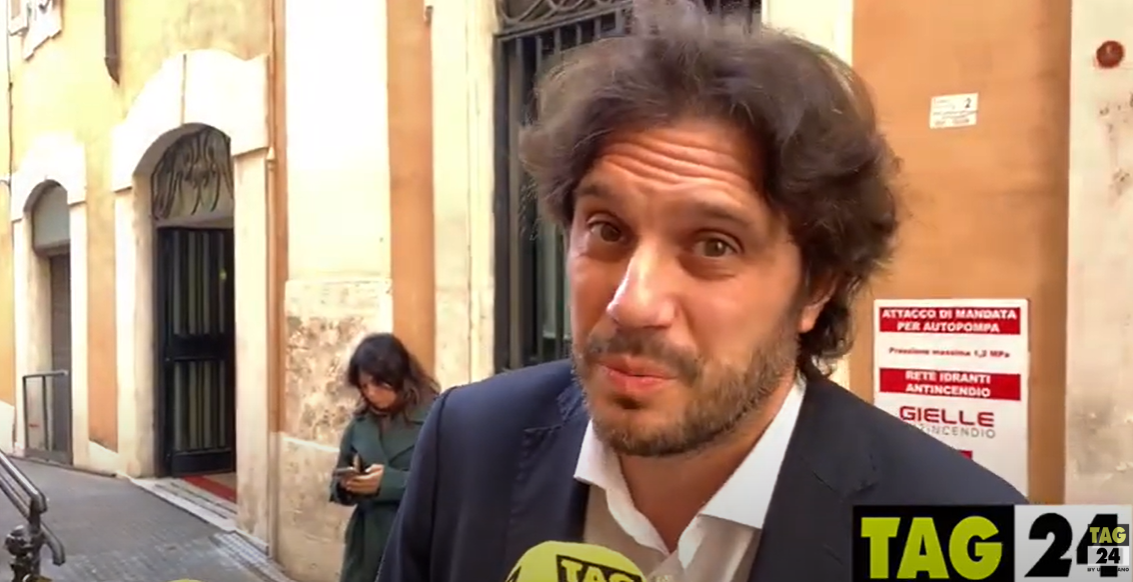 Precettazione sciopero 17 novembre, Silvestri (M5s) e De Magistris: “Vergognoso impedire un diritto costituzionale”. Montaruli (FDI): “Gli italiani devono usufruire dei servizi” | VIDEO