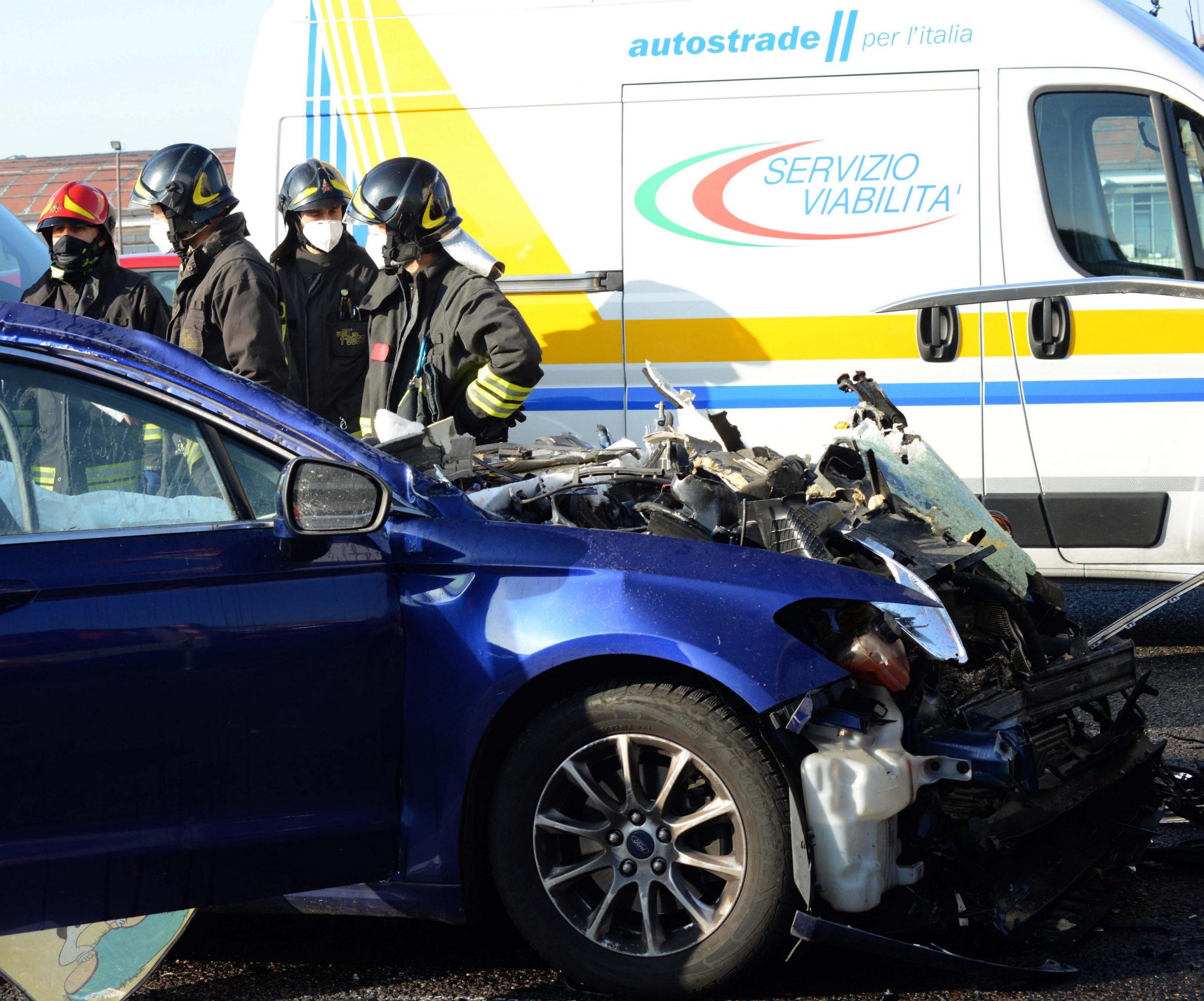 Due incidenti sull’A4 in meno di un ora, viabilità nel caos a Brescia