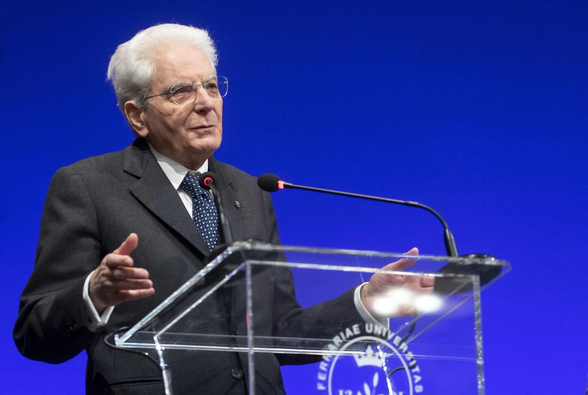 Mattarella sull’importanza della cultura: “Leggere è essenziale, in…