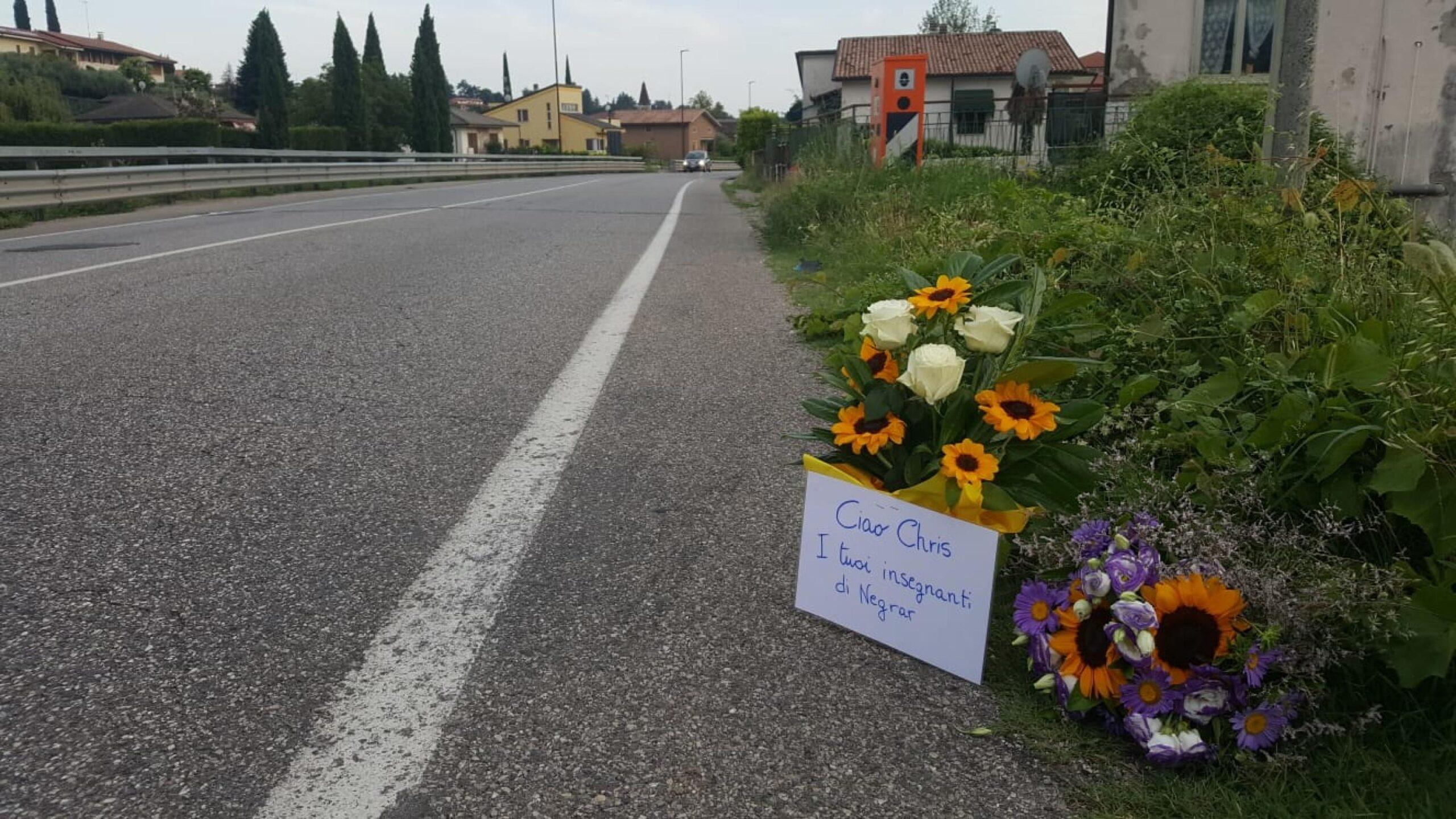 Incidente a Verona, la madre del 13enne morto: “Lasciato a terra come un cane”