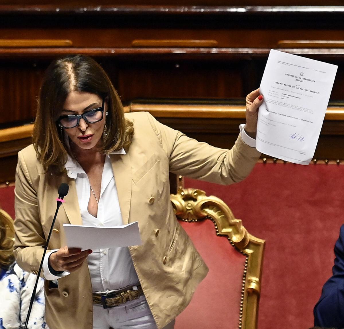 Caso Santanchè, il 26 si vota la sfiducia in Senato. Il M5s affonda…