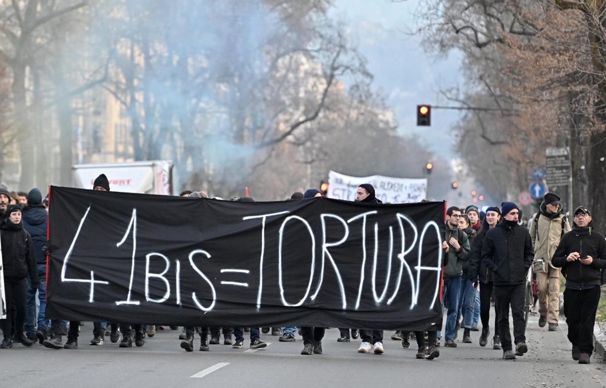 Nuova visita medica per Alfredo Cospito, il medico: “Salute in dete…