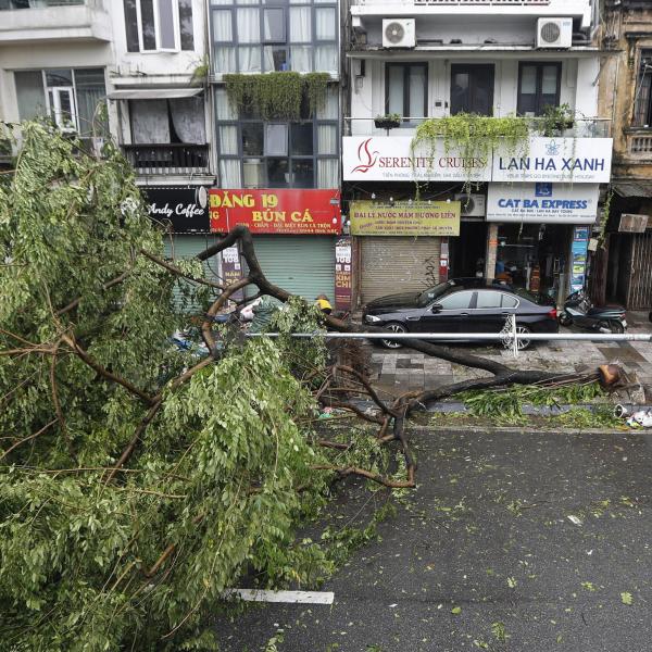 Vietnam, il tifone Yagi devasta il Paese: ventuno morti | FOTO E VIDEO