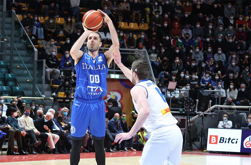 Basket, l’Italia supera l’Islanda con un super Amedeo Della Valle