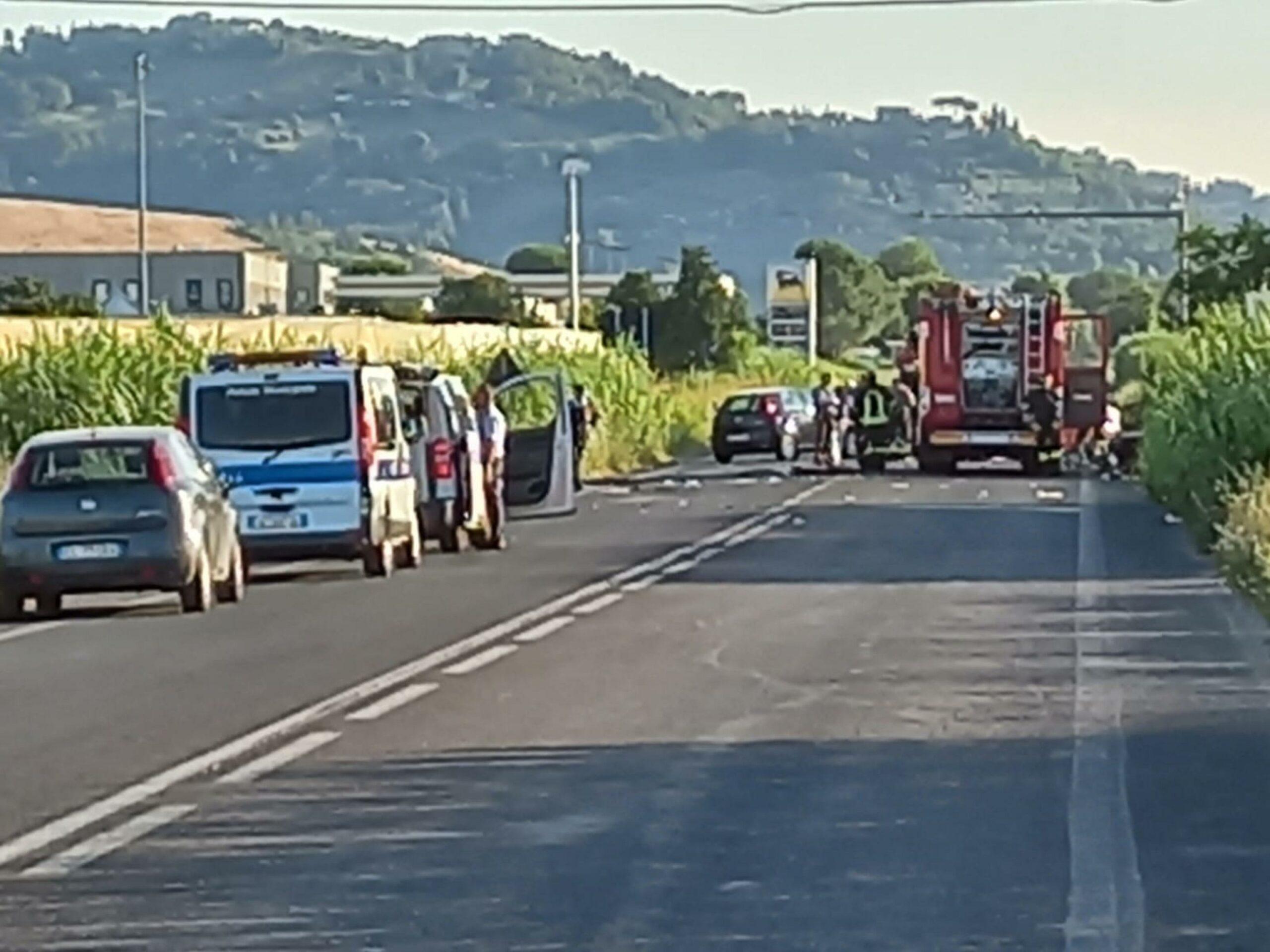 Rieti, tragico incidente sulla Salaria: scontro tra due auto, morto un 58enne