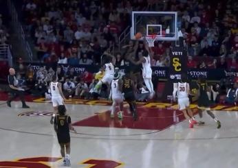 NCAA, Bronny James torna in campo dopo l’arresto cardiaco e fa una stoppata come LeBron | VIDEO