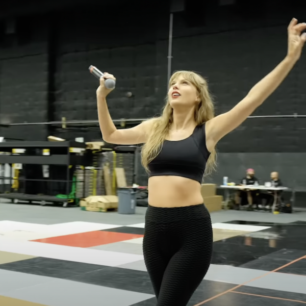 Taylor Swift lancia il video di “I Can Do It With a Broken Heart”: testo e traduzione. Spoiler sul backstage di “The Eras Tour”