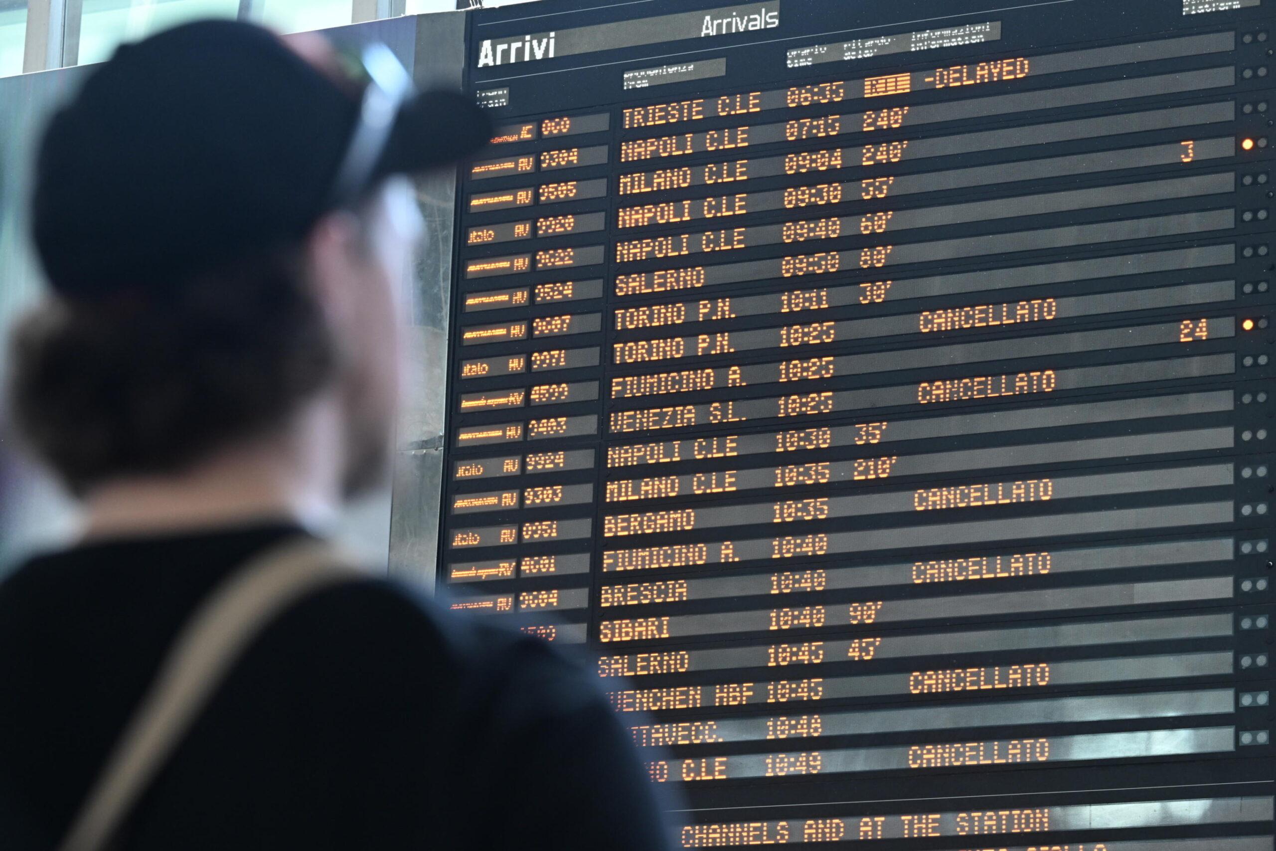 Treni bloccati oggi: da Roma verso Nord guasto alla linea elettrica tra Tiburtina e Settebagni