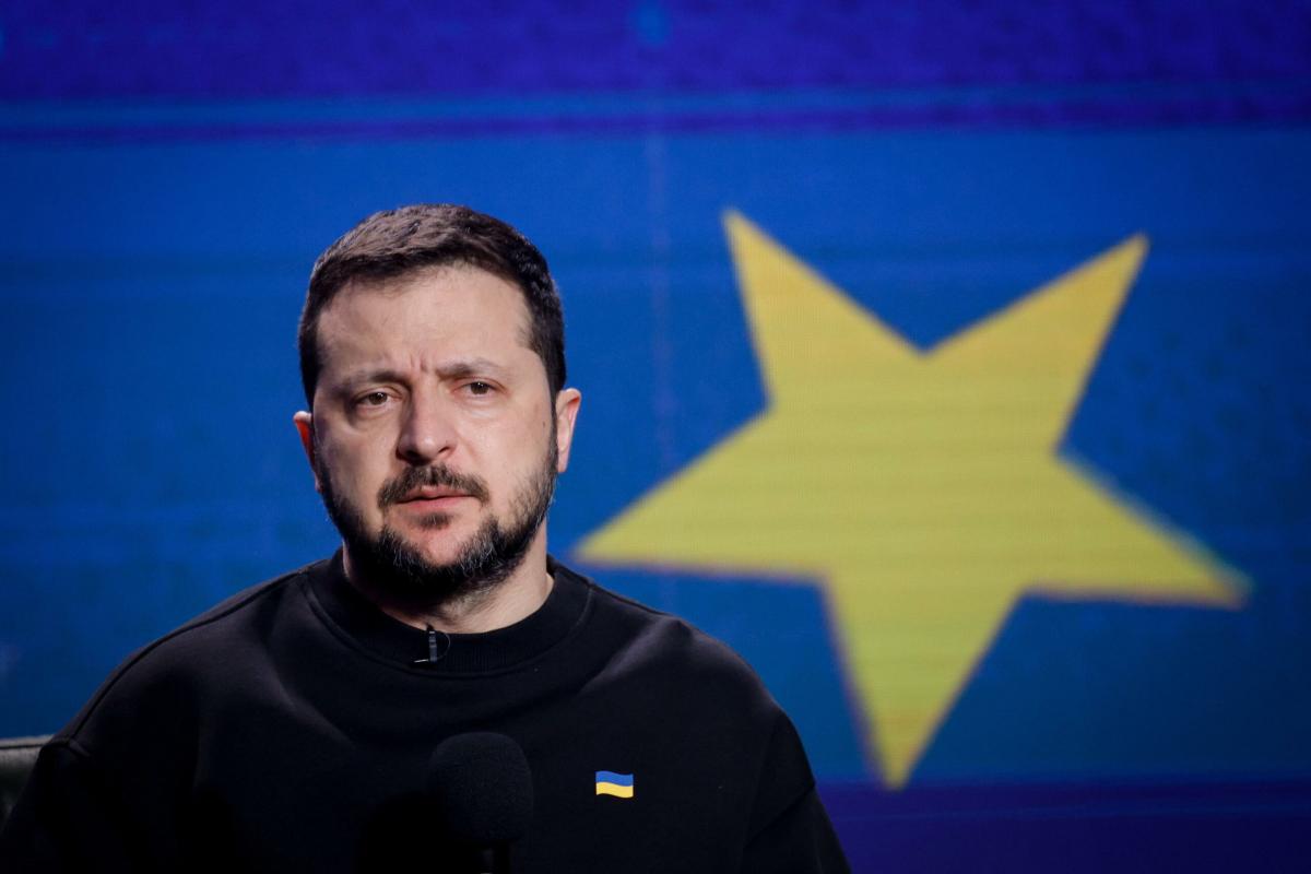 Zelensky, discorso della vigilia: “Un’altra dimensione del Natale per milioni di ucraini”