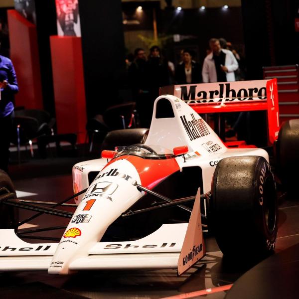 Mostra Ayrton Senna Torino 2024: date, biglietti, prezzi e collezioni esposte