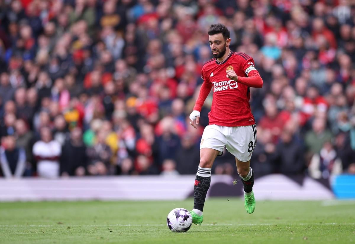 Manchester United, futuro incerto per Bruno Fernandes: “Ci penserò dopo gli Europei”