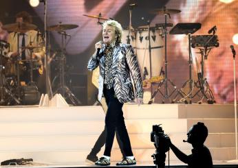 Concerto Sir Rod Stewart Milano 2025: biglietti, prezzi e scaletta della data all’Unipol Forum