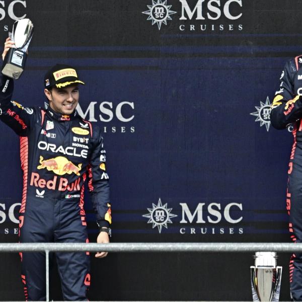 Formula 1, il siparietto tra Horner e Perez: “Arriva davanti o non …