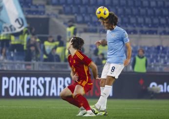 Lazio – Roma Bove colpito da una bottiglietta | VIDEO