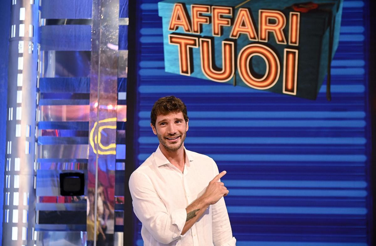 Perché Affari tuoi non va in onda oggi? La programmazione su Rai Uno di stasera 9 settembre 2024