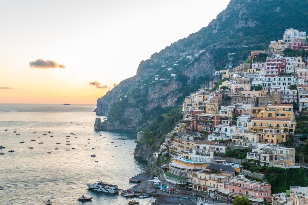 Comune di Piano di Sorrento cerca Collaboratore tecnico manutentivo addetto ai servizi cimiteriali