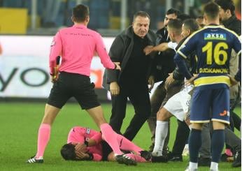 Turchia, il presidente dell’Ankaragucu Koca squalificato a vita dopo l’aggressione all’arbitro