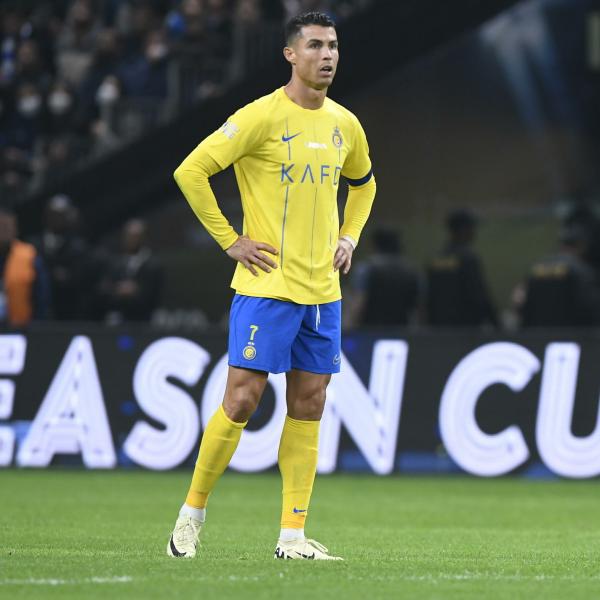 Al Nassr, Cristiano Ronaldo squalificato dopo il gestaccio ai tifosi avversari | VIDEO