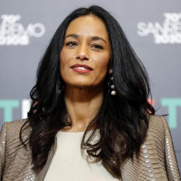 Rula Jebreal attacca Meloni: “Suo padre è un criminale”