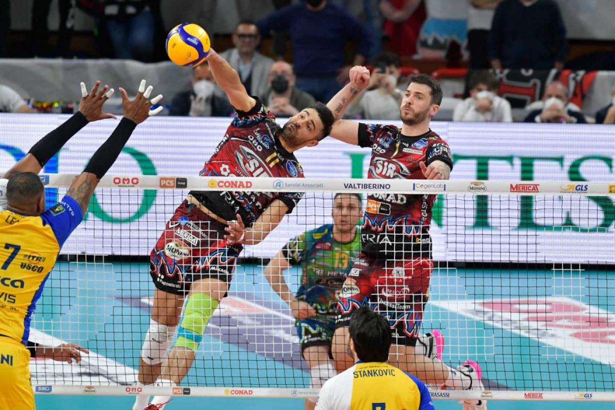 Volley, semifinali playoff. Vittorie esterne per Trento e Modena