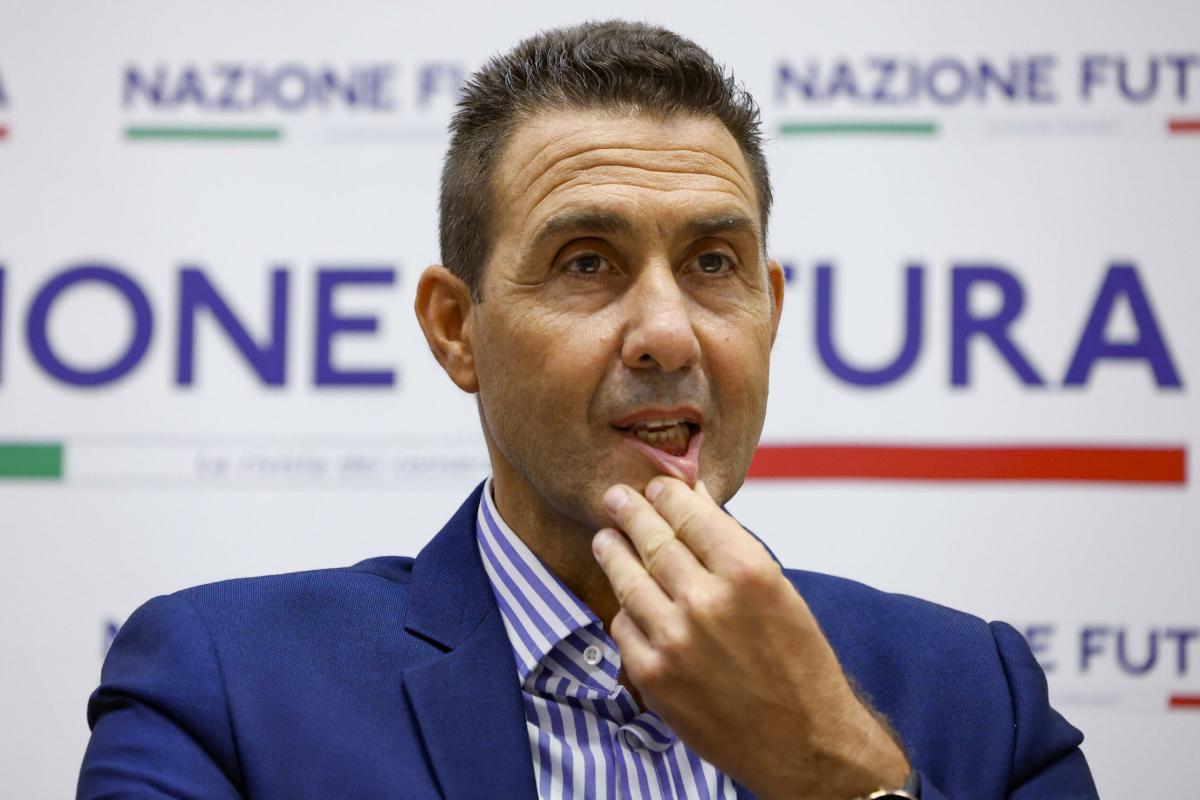 Vannacci dopo l’invito di Salvini: “Io candidato con la Lega? Ci  sto pensando”