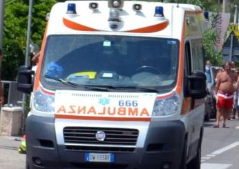 Latina, incidente a Formia: scontro fra scooter e moto, morto un 17enne