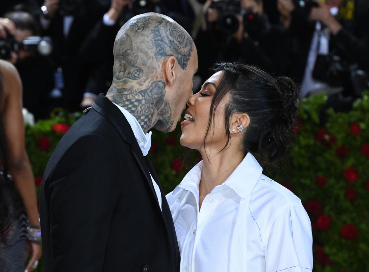 Travis Barker e Kourtney Kardashian dicono sì – Le nozze a Portofino