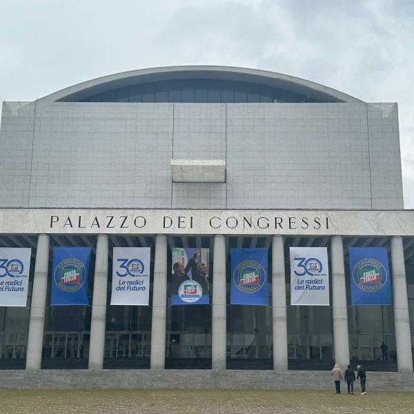 Forza Italia, al via a Roma il primo congresso senza Silvio Berlusconi. Tajani rieletto per acclamazione alla segreteria nazionale