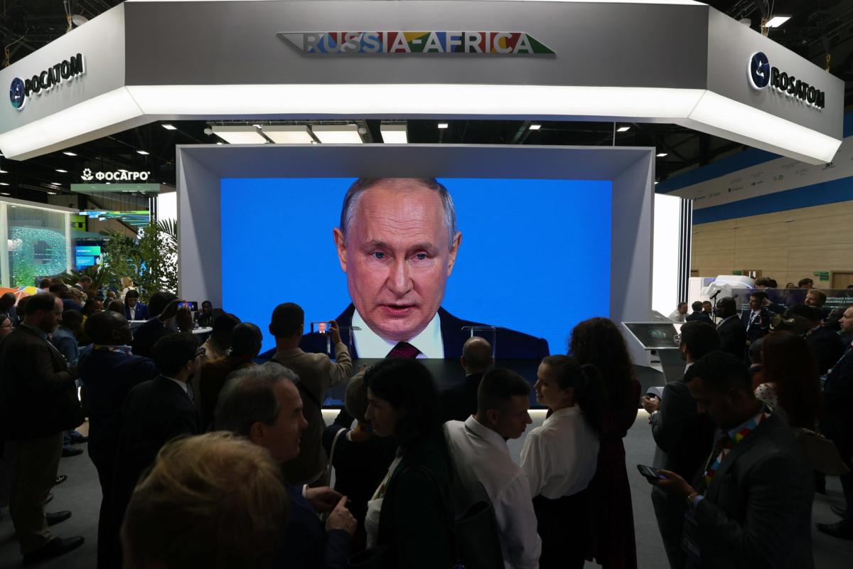 Putin al Summit di San Pietroburgo: “Grano gratis all’Africa”