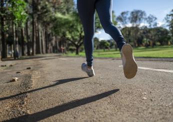 La storia di Leah Hardy, la 45enne che correrà la maratona di Londr…