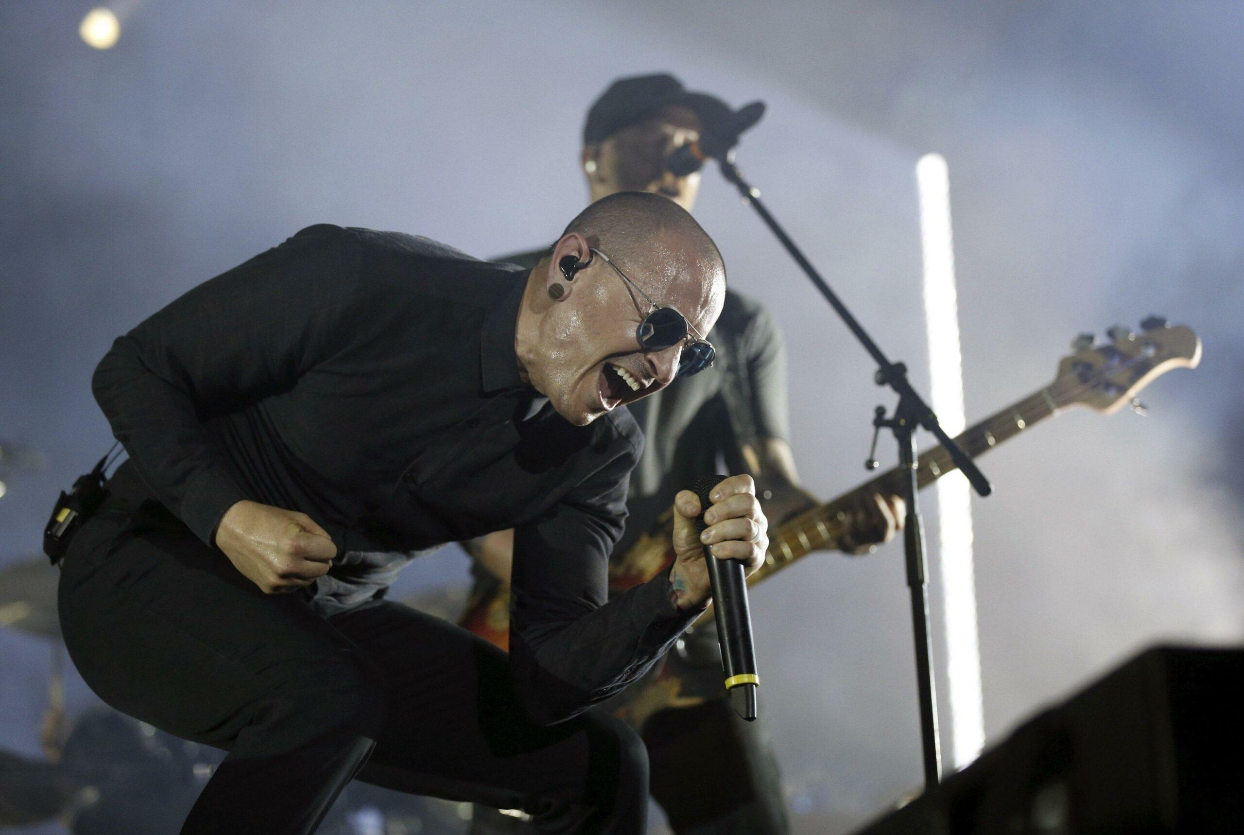 Linkin Park, l’ex bassista fa causa alla band per crediti e diritti d’autore