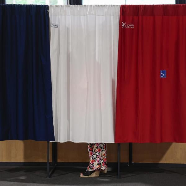 Elezioni Francia 2024, tutti i risultati del ballottaggio. Vince la Gauche ma non c’è la maggioranza assoluta all’Assemblea Nazionale: Rn arriva terza