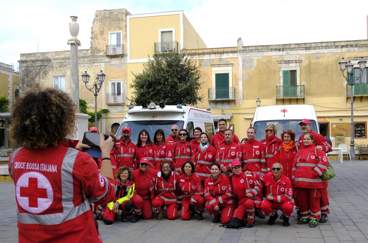 Befana Croce Rossa Italiana, dove trovare la calza della solidarietà