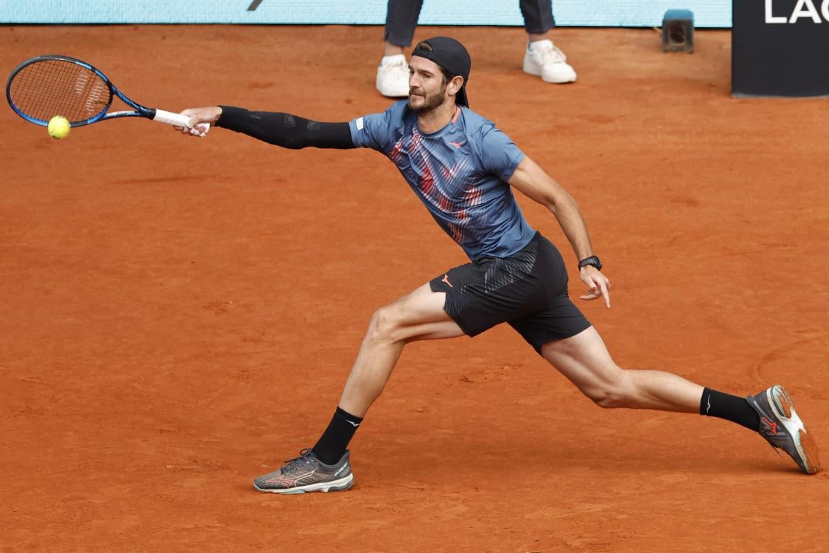 Chi è Andrea Vavassori, il tennista impegnato al Roland Garros: età…