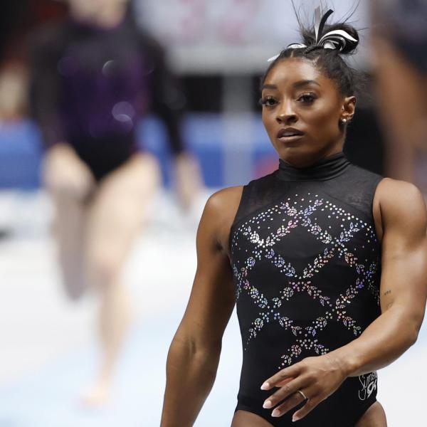 Olimpiadi, Simone Biles punta Parigi 2024: “Mi piacerebbe competere…