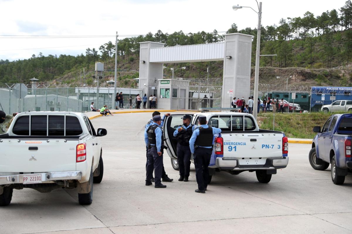 Honduras, scontri tra bande rivali in un carcere femminile: morte 4…