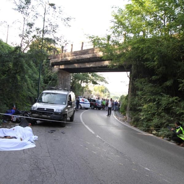 Alto Adige, incidente mortale in montagna a Bressanone: morto dopo un volo di 100 metri fuori strada