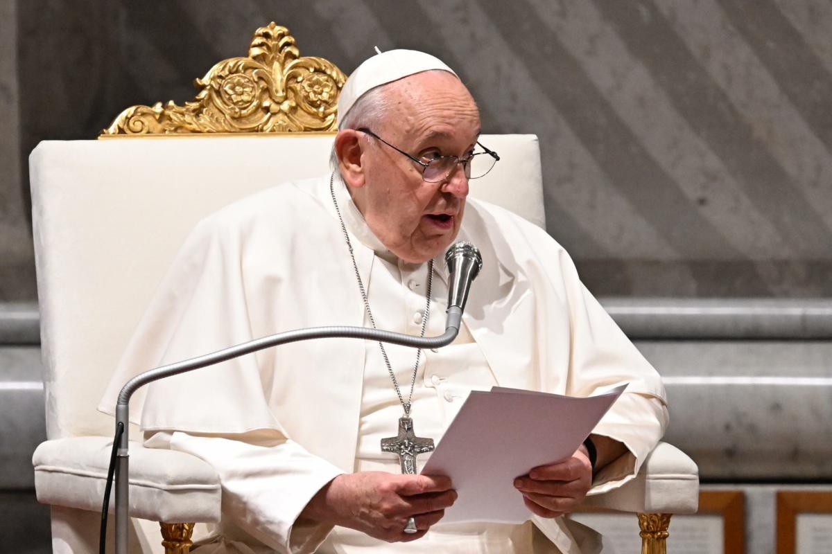 Preghiera del Papa per la Pace, la supplica di Francesco: “Ora buia…