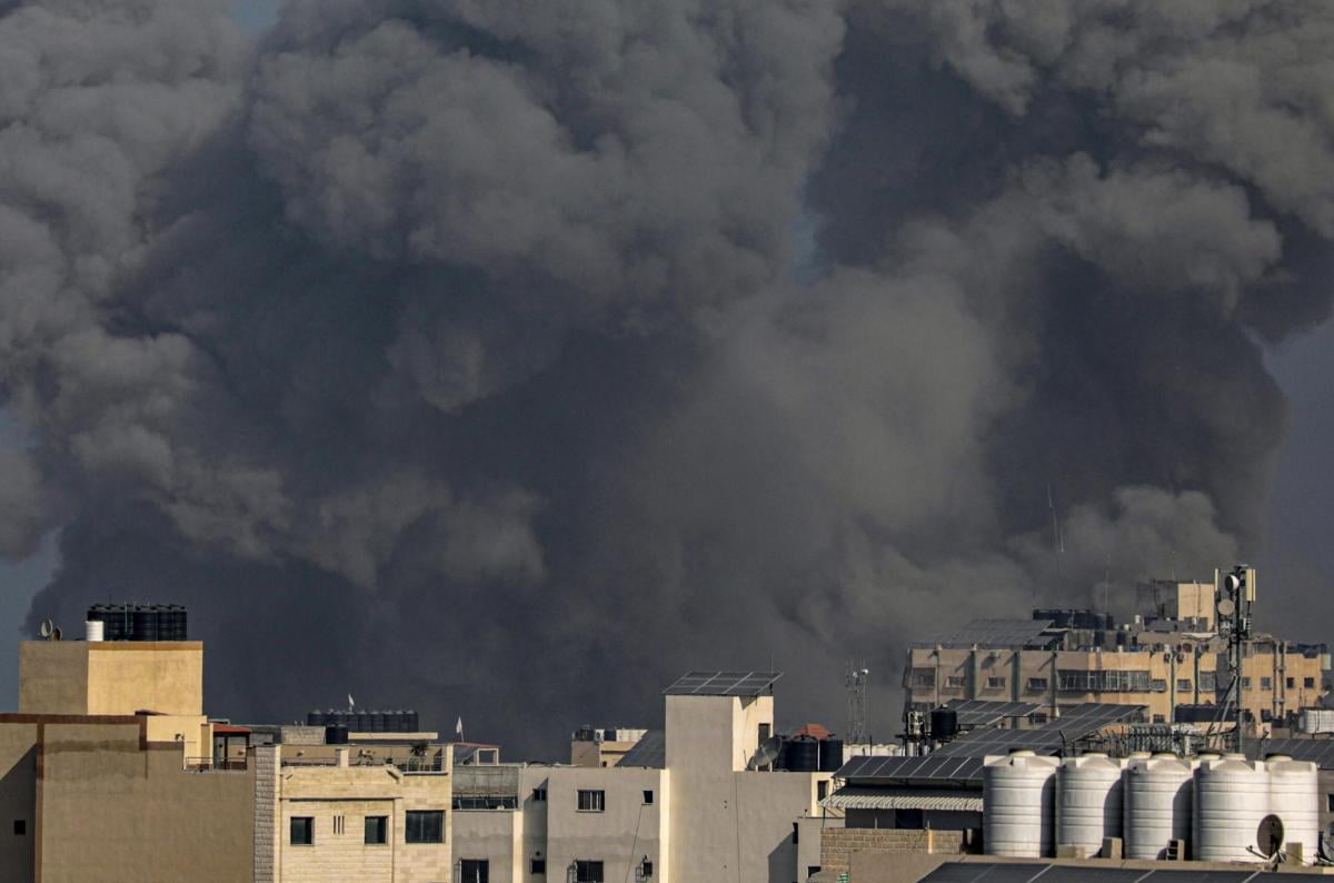 Israele apre corridoio umanitario a Gaza: 800 mila persone verso il…