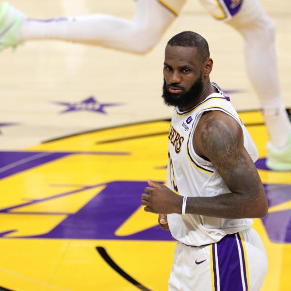 Lakers, LeBron James lascia il contratto e diventa free agent: la situazione