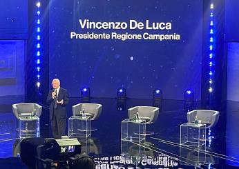 Palinsesti Rai, il presidente De Luca demolisce la Berlinguer: “Con lei e Corona, Mediaset ha preso una sola” | Video